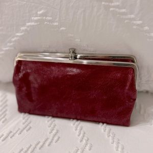 HOBO Lauren Clutch Wallet